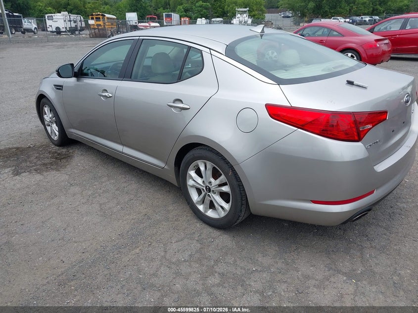 2011 Kia Optima VIN KNAGN4A70B5080356 IAAI salvage auction — NORMAL WEAR, Clear (Virginia), sold $375 on 2026-07-28 (photo 3)