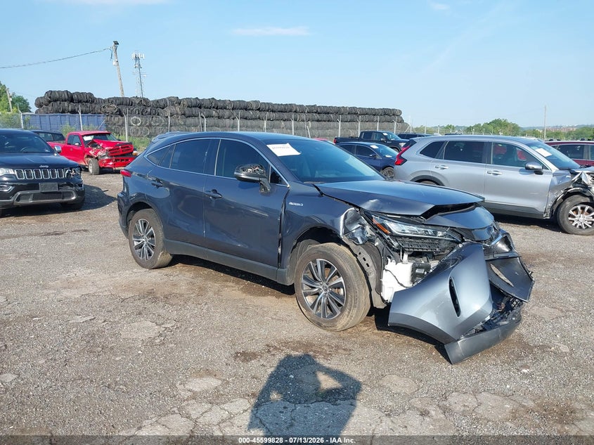 2021 Toyota Venza VIN JTEAAAAHXMJ012745 IAAI salvage auction — FRONT & REAR, Salvage (Pennsylvania), sold $25 on 2026-07-24 (photo 1)