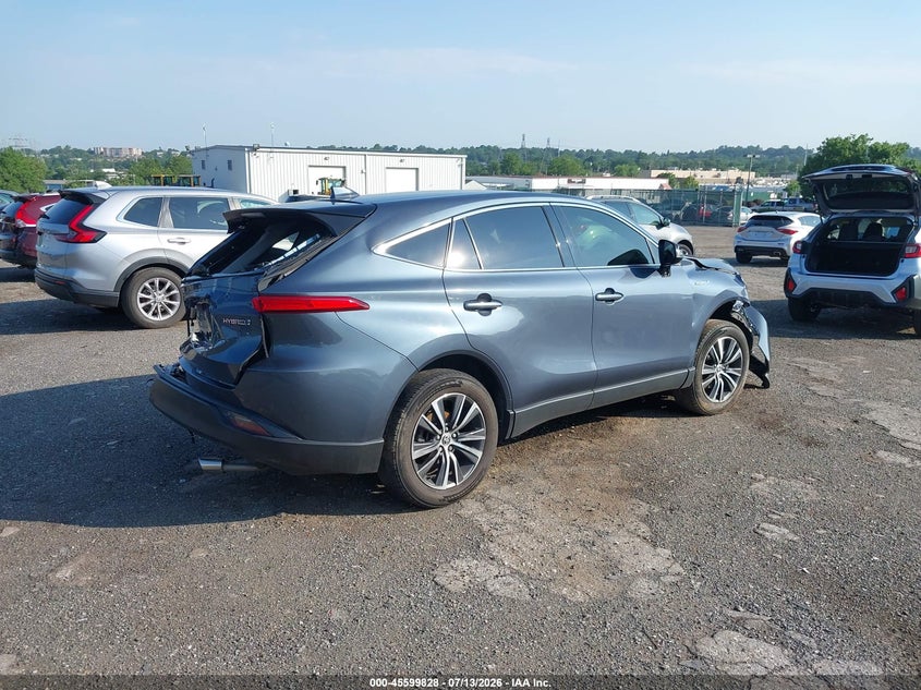 2021 Toyota Venza VIN JTEAAAAHXMJ012745 IAAI salvage auction — FRONT & REAR, Salvage (Pennsylvania), sold $25 on 2026-07-24 (photo 4)