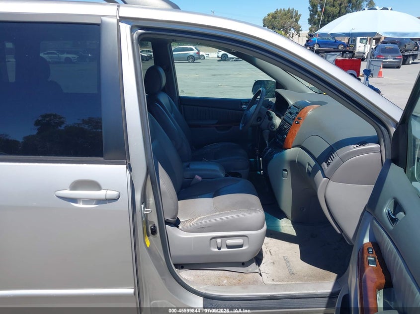 2005 Toyota Sienna VIN 5TDZA22C05S305526 IAAI salvage auction — NORMAL WEAR, Clear - Dealer Only (California), sold $1,000 on 2026-07-29 (photo 5)