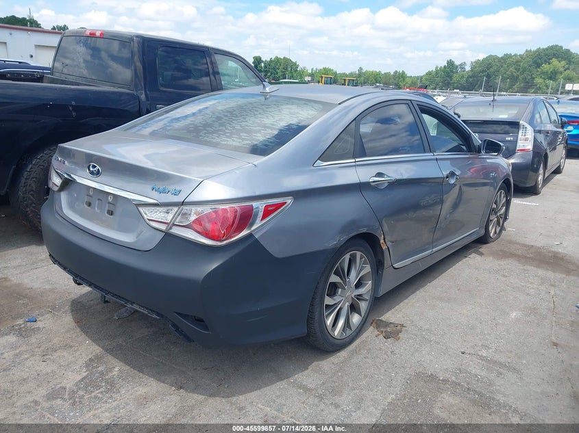 2015 Hyundai Sonata hybrid VIN KMHEC4A42FA137459 IAAI salvage auction — NORMAL WEAR, Clear-Dealer Only (North Carolina), sold $450 on 2026-07-29 (photo 4)