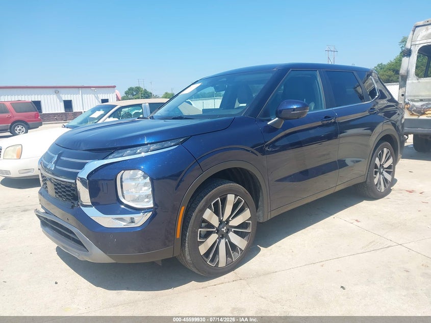 2025 Mitsubishi Outlander VIN JA4J4VA83SZ038275 IAAI salvage auction — FRONT END, Salvage Title, sold $16,600 on 2026-07-28 (photo 2)