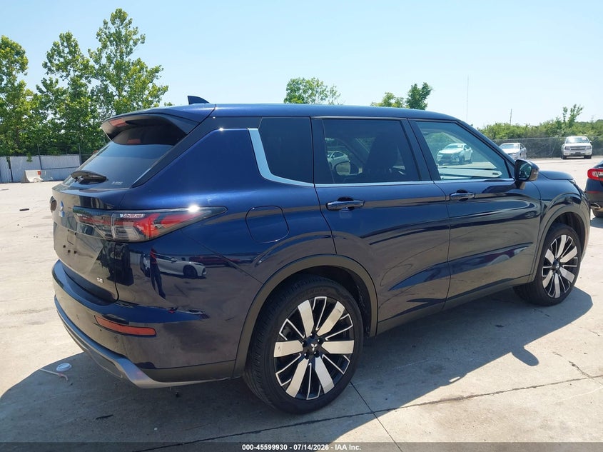 2025 Mitsubishi Outlander VIN JA4J4VA83SZ038275 IAAI salvage auction — FRONT END, Salvage Title, sold $16,600 on 2026-07-28 (photo 4)