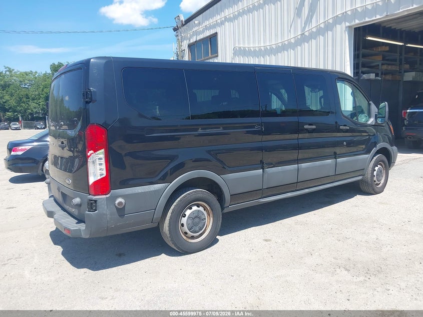 2018 Ford Transit-350 VIN 1FBZX2ZM5JKB53004 IAAI salvage auction — NORMAL WEAR, SF97 (Rhode Island), sold $16,875 on 2026-07-31 (photo 4)