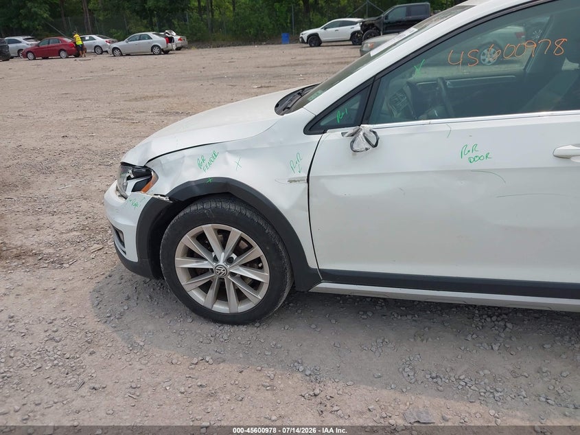 2017 Volkswagen Golf VIN 3VWH17AU4HM510058 IAAI salvage auction — LEFT FRONT, Salvage Title, sold $1,100 on 2026-07-25 (photo 6)