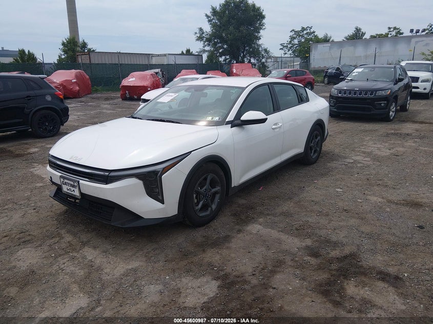 2025 Kia K4 VIN 3KPFT4DE8SE029920 IAAI salvage auction — LEFT SIDE, Salvage (Pennsylvania), sold $7,600 on 2026-08-21 (photo 2)