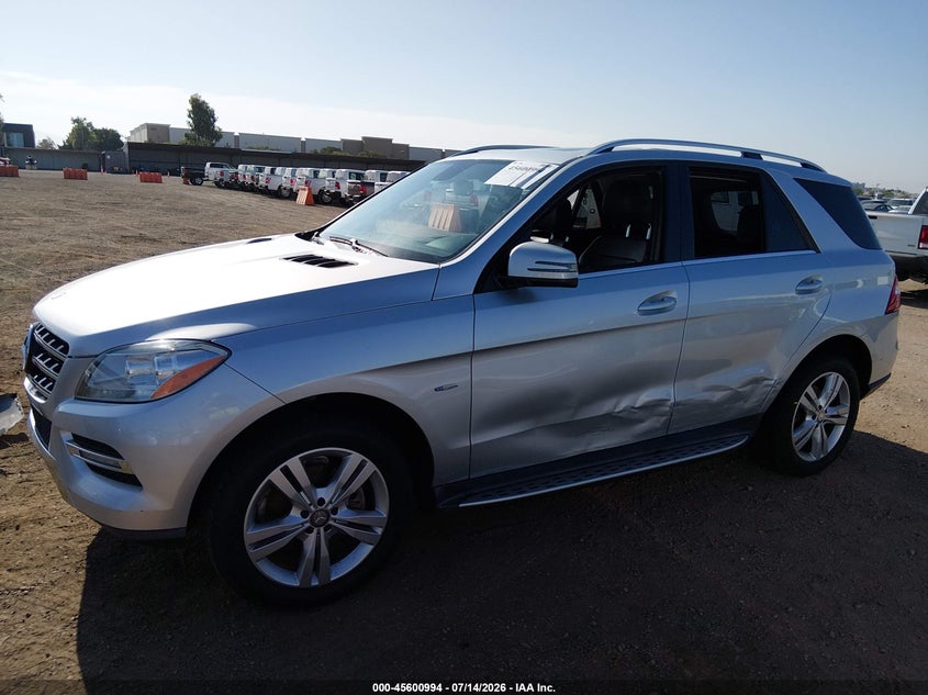 2012 Mercedes-benz M-klasse VIN 4JGDA5HB3CA037393 IAAI salvage auction — SIDE, Salvage (Arizona), sold $3,300 on 2026-07-25 (photo 6)