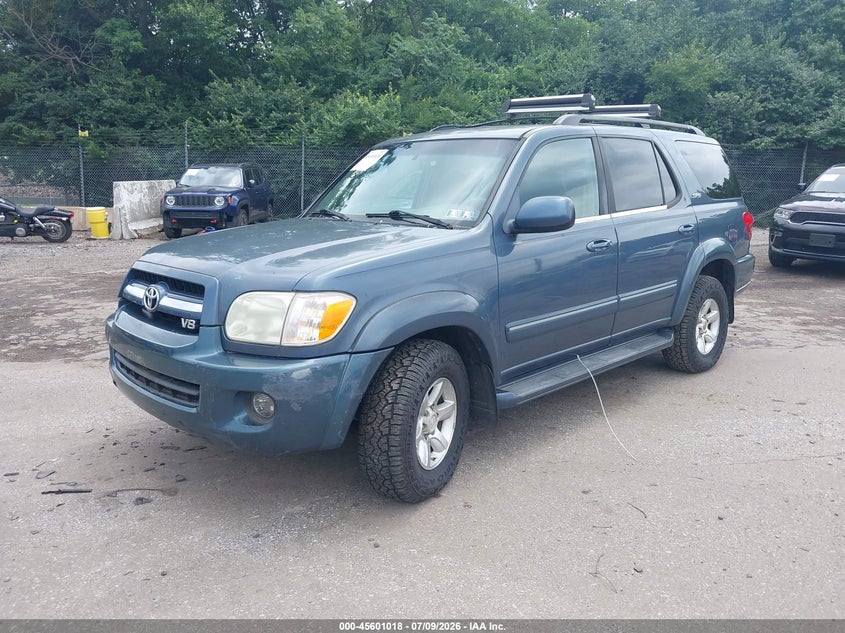 2005 Toyota Sequoia VIN 5TDBT44A95S242025 IAAI salvage auction — NORMAL WEAR, Clear (Pennsylvania), sold $1,350 on 2026-07-17 (photo 2)