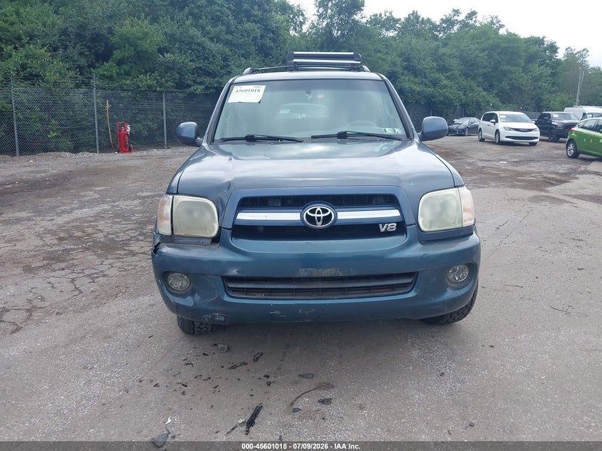 2005 Toyota Sequoia VIN 5TDBT44A95S242025 IAAI salvage auction — NORMAL WEAR, Clear (Pennsylvania), sold $1,350 on 2026-07-17 (photo 6)