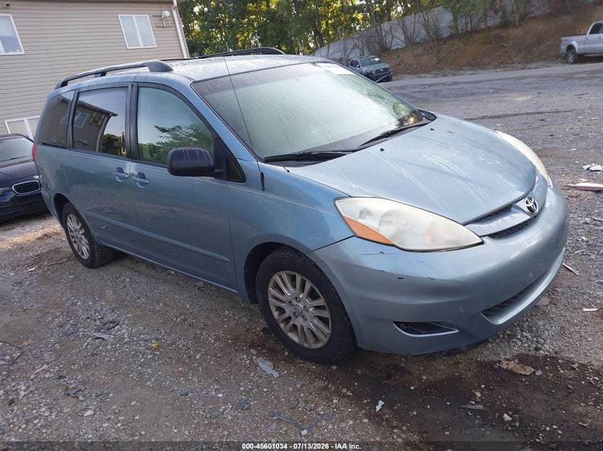 2008 Toyota Sienna VIN 5TDBK23C78S015947 IAAI salvage auction — NORMAL WEAR, Clear (Pennsylvania), sold $1,275 on 2026-07-28 (photo 1)