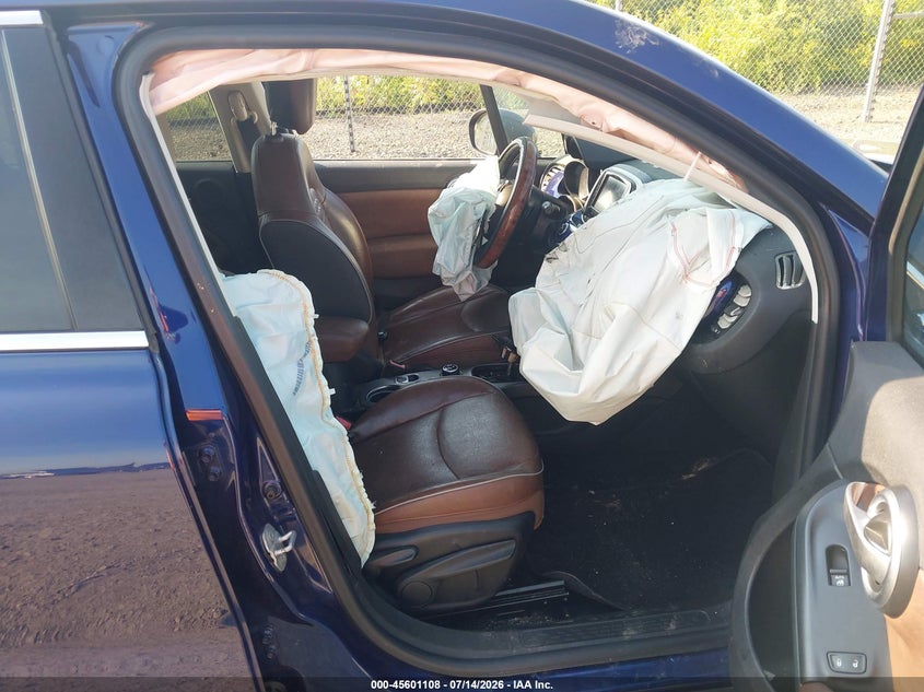 2016 Fiat 500x VIN ZFBCFXDT2GP404706 IAAI salvage auction — FRONT END, Salvage (Pennsylvania), sold $325 on 2026-08-08 (photo 5)