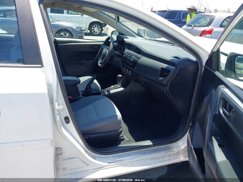 2015 Toyota Corolla VIN 5YFBURHE9FP305822 IAAI salvage auction — REAR END, Duplicate Paperwork (California), sold $4,200 on 2026-07-29 (photo 5)
