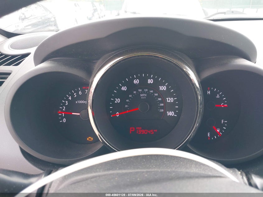 2010 Kia Soul VIN KNDJT2A29A7138409 IAAI salvage auction — NORMAL WEAR, Clear (Maryland), sold $500 on 2026-07-23 (photo 7)