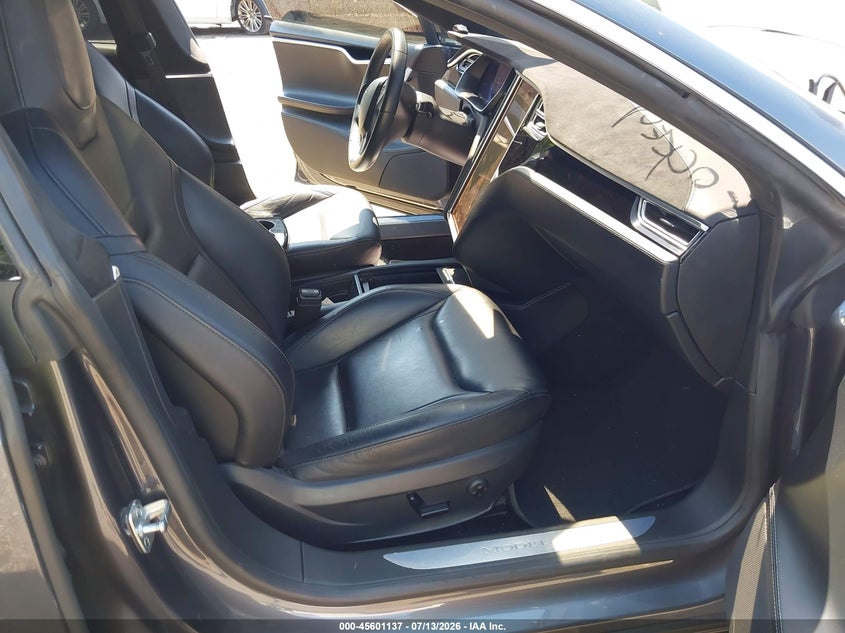 2016 Tesla Model s VIN 5YJSA1E11GF139367 IAAI salvage auction — NORMAL WEAR, Clear (Maryland), sold $4,125 on 2026-07-29 (photo 5)