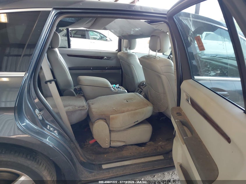 2012 Mercedes-Benz R-Class VIN 4JGCB5HE6CA152203 IAAI salvage auction — BIOHAZARD/CHEMICAL, Wait Title, sold $1,400 on 2026-10-09 (photo 8)