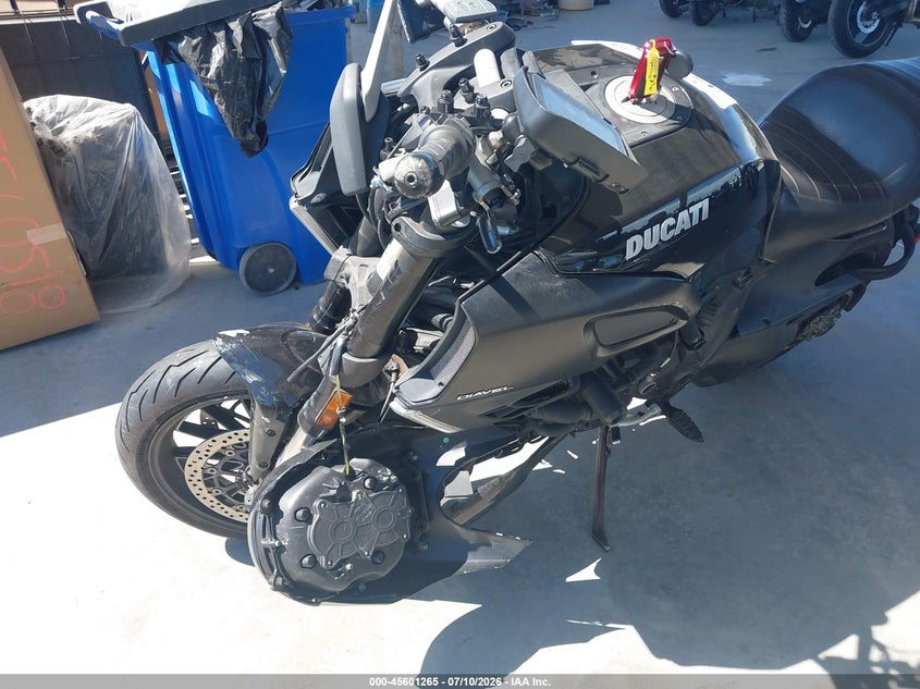 2012 Ducati Diavel VIN ZDM13BLW9CB008022 IAAI salvage auction — FRONT END, Bill Of Sale (Washington), sold $1,600 on 2026-08-11 (photo 2)