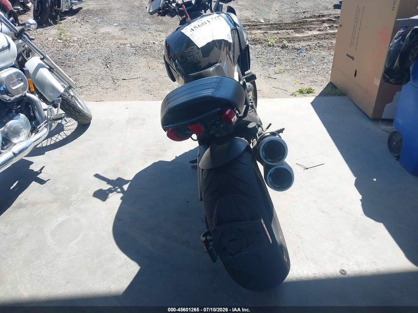 2012 Ducati Diavel VIN ZDM13BLW9CB008022 IAAI salvage auction — FRONT END, Bill Of Sale (Washington), sold $1,600 on 2026-08-11 (photo 6)