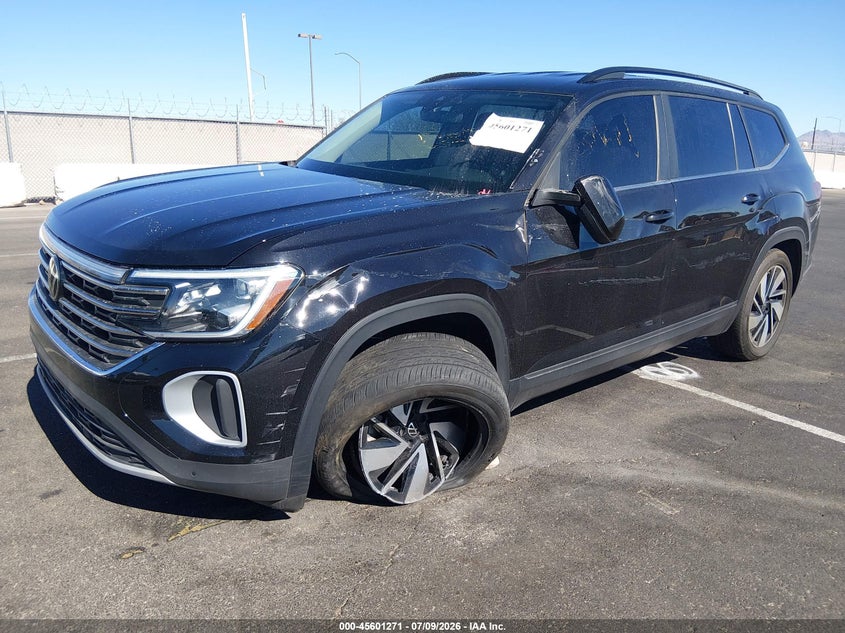 2025 Volkswagen Atlas VIN 1V2HR2CA9SC503700 IAAI salvage auction — LEFT SIDE, Salvage Title, sold $12,000 on 2026-09-06 (photo 2)