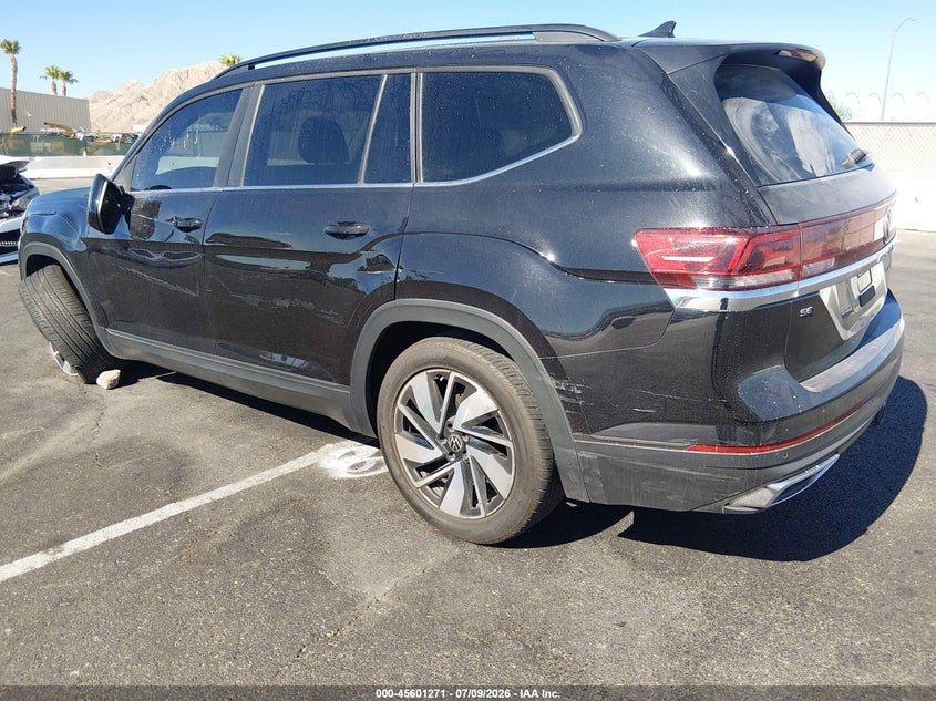 2025 Volkswagen Atlas VIN 1V2HR2CA9SC503700 IAAI salvage auction — LEFT SIDE, Salvage Title, sold $12,000 on 2026-09-06 (photo 3)