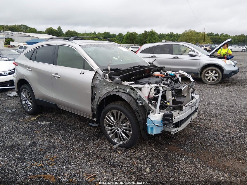 2021 Toyota Venza VIN JTEAAAAH1MJ051241 IAAI salvage auction — FRONT END, Clear (South Carolina), sold $8,900 on 2026-08-01 (photo 1)