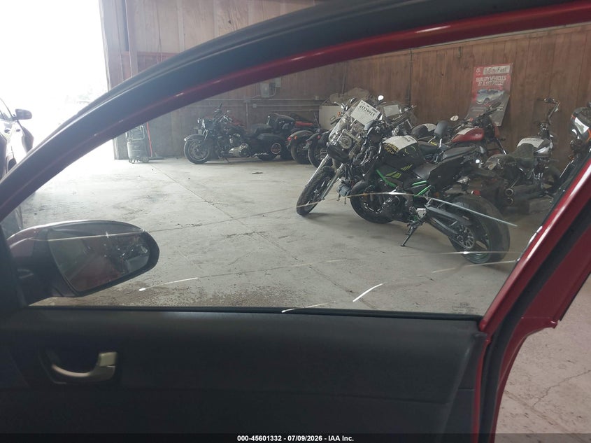 2018 Kia Optima VIN 5XXGT4L34JG241062 IAAI salvage auction — NORMAL WEAR, Clear (New York), sold $800 on 2026-07-29 (photo 6)