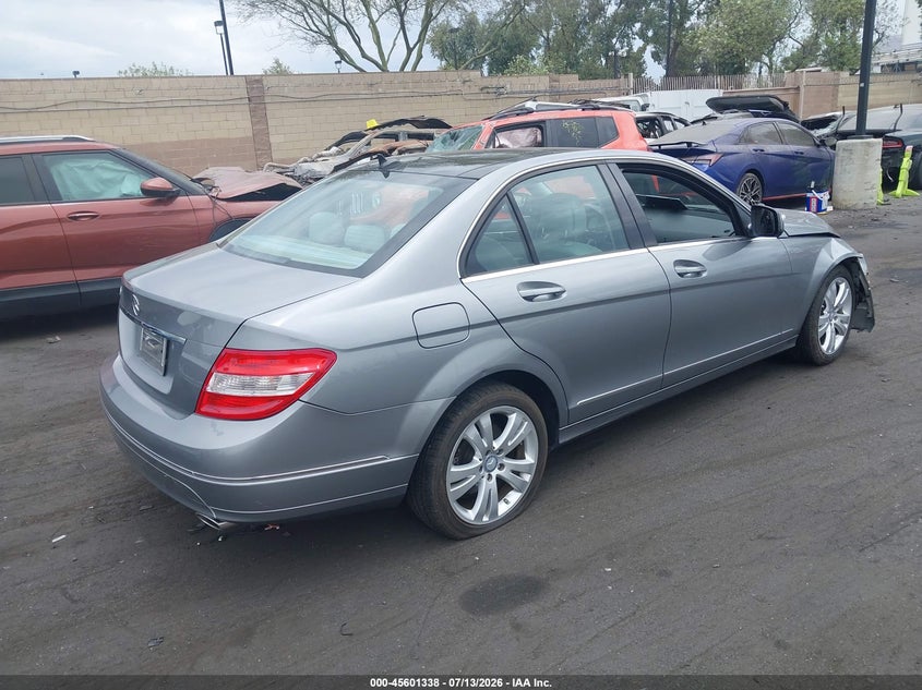 2009 Mercedes-benz C class VIN WDDGF54X19R064077 IAAI salvage auction — RIGHT FRONT, Salvage Certificate (California), sold $350 on 2026-08-07 (photo 4)
