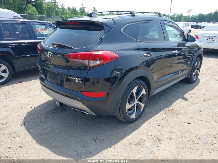 2017 Hyundai Tucson VIN KM8J3CA25HU303384 IAAI salvage auction — NORMAL WEAR, Clear (Massachusetts), sold $2,800 on 2026-07-31 (photo 4)