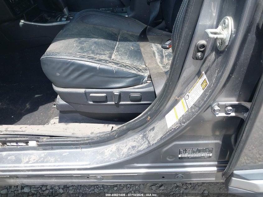 2020 Mitsubishi Outlander VIN JA4AD3A35LZ034416 IAAI salvage auction — LEFT FRONT, Salvage (Georgia), sold $2,400 on 2026-08-25 (photo 6)