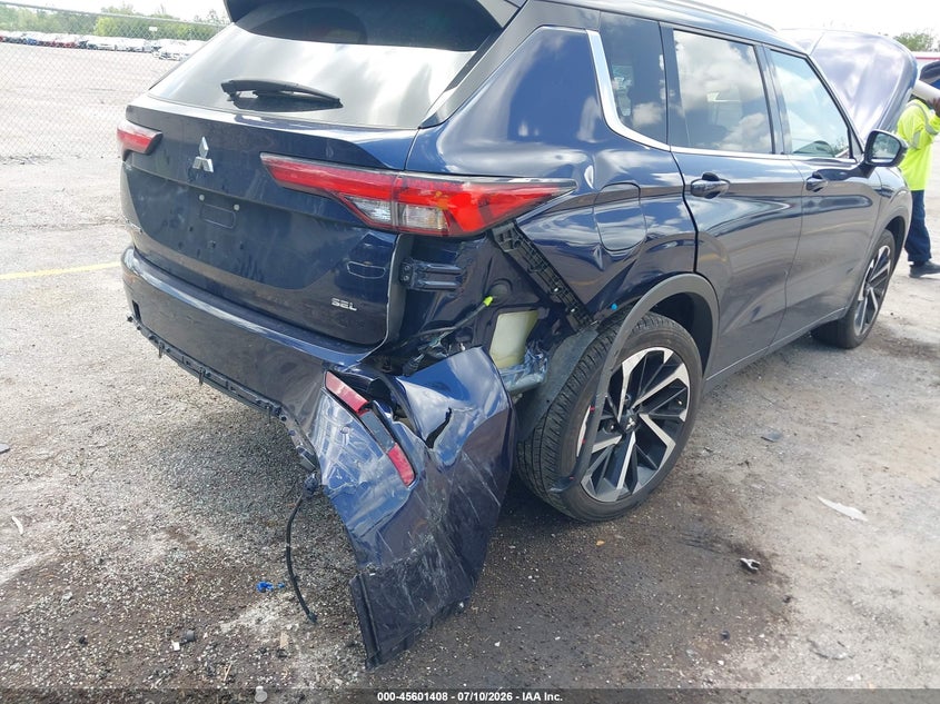 2024 Mitsubishi Outlander VIN JA4J3WA89RZ022973 IAAI salvage auction — REAR END, Rebuildable (Florida), sold $8,700 on 2026-07-28 (photo 6)