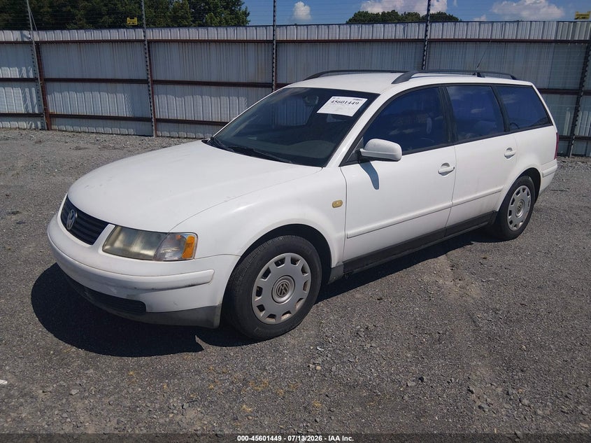 1999 Volkswagen Passat VIN WVWNA63B4XE412552 IAAI salvage auction — NORMAL WEAR, Clear (Arizona), sold $25 on 2026-07-22 (photo 2)