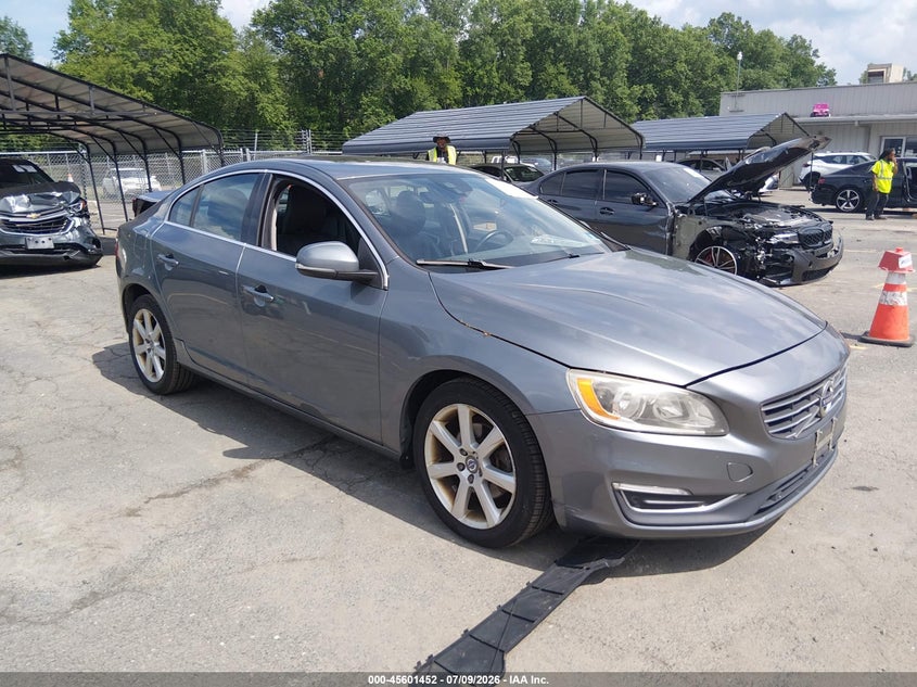 2016 Volvo S60 VIN YV126MFK2G2406751 IAAI salvage auction — LEFT FRONT, Salvage Title, sold $675 on 2026-07-30 (photo 1)