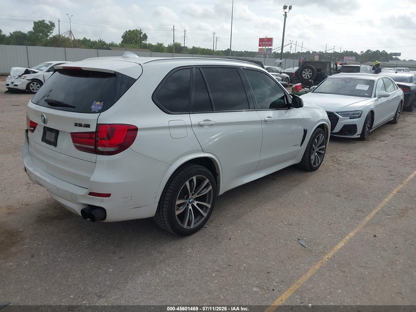 2015 BMW X5 VIN 5UXKS4C52F0N07782 IAAI salvage auction — REAR END, Wait Title, sold $5,600 on 2026-09-02 (photo 4)