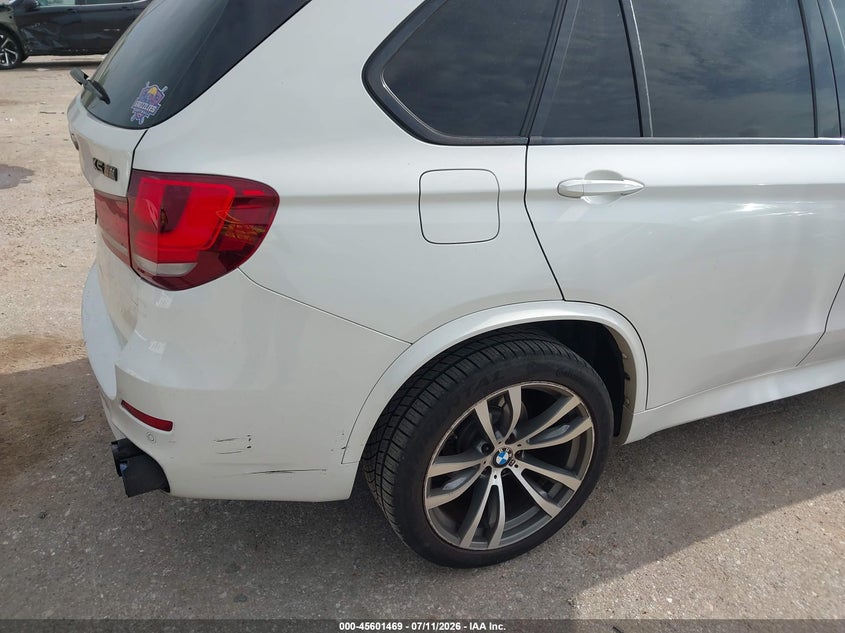 2015 BMW X5 VIN 5UXKS4C52F0N07782 IAAI salvage auction — REAR END, Wait Title, sold $5,600 on 2026-09-02 (photo 6)