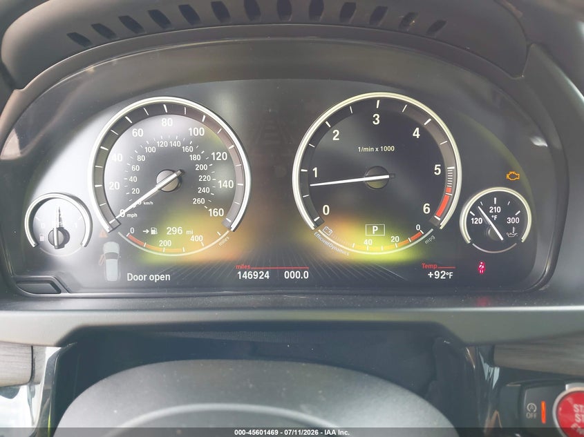2015 BMW X5 VIN 5UXKS4C52F0N07782 IAAI salvage auction — REAR END, Wait Title, sold $5,600 on 2026-09-02 (photo 7)