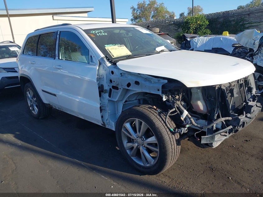 2013 Jeep Grand cherokee VIN 1C4RJFAG5DC582460 IAAI salvage auction — RIGHT FRONT, Salvage Certificate (California), sold $1,850 on 2026-07-26 (photo 1)