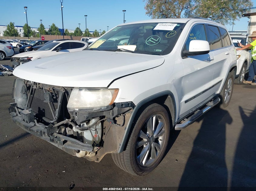2013 Jeep Grand cherokee VIN 1C4RJFAG5DC582460 IAAI salvage auction — RIGHT FRONT, Salvage Certificate (California), sold $1,850 on 2026-07-26 (photo 2)