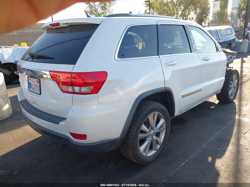 2013 Jeep Grand cherokee VIN 1C4RJFAG5DC582460 IAAI salvage auction — RIGHT FRONT, Salvage Certificate (California), sold $1,850 on 2026-07-26 (photo 4)