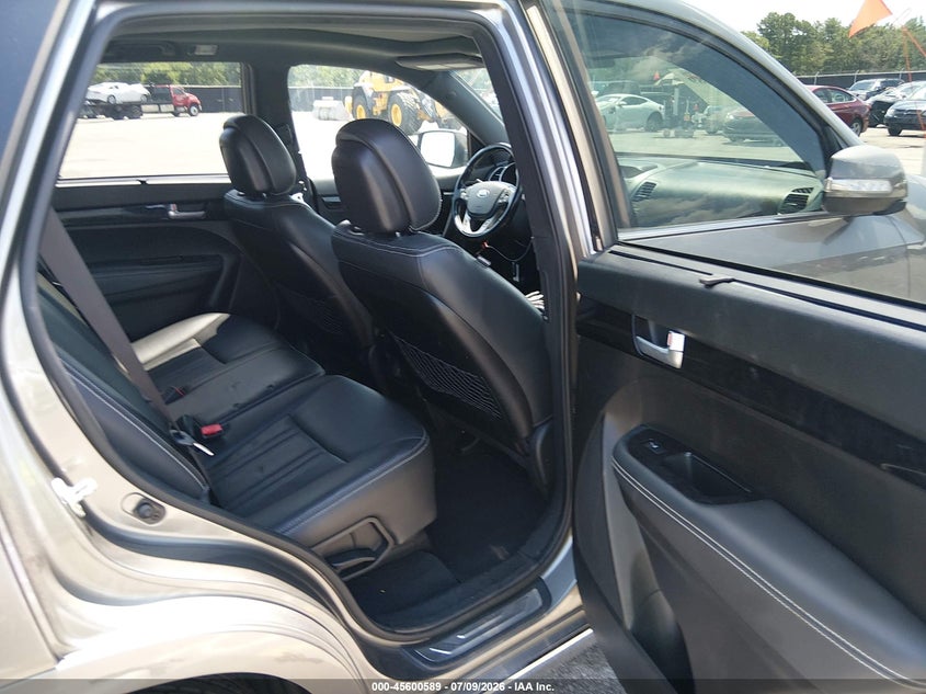 2014 Kia Sorento VIN 5XYKW4A72EG537416 IAAI salvage auction — RIGHT SIDE, Salvage Title, sold $2,500 on 2026-07-29 (photo 8)