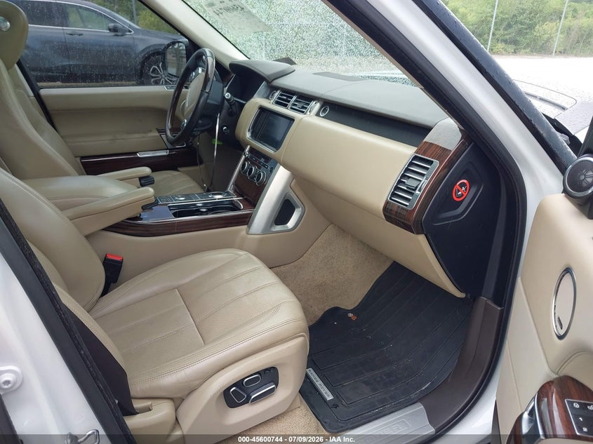 2015 Land rover RANGE ROVER VIN SALGS2VF8FA205997 IAAI salvage auction — RIGHT FRONT, Salvage Title, sold $4,800 on 2026-09-15 (photo 5)
