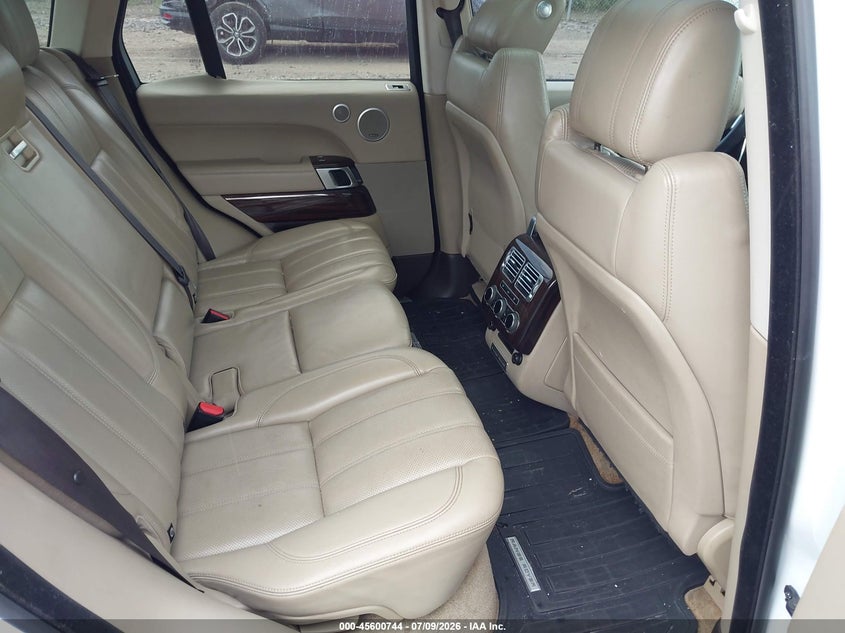 2015 Land rover RANGE ROVER VIN SALGS2VF8FA205997 IAAI salvage auction — RIGHT FRONT, Salvage Title, sold $4,800 on 2026-09-15 (photo 8)