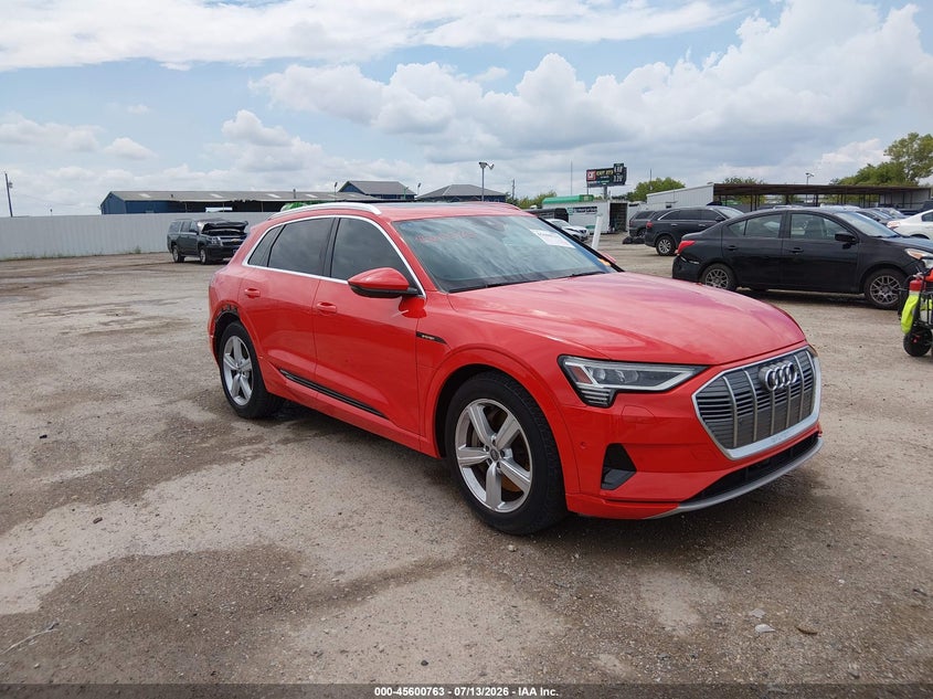 2019 Audi E-tron VIN WA1VABGE7KB014205 — IAAI salvage auction photo