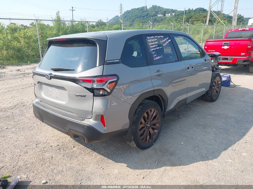 2025 Subaru Forester VIN JF2SLDHC5SH492455 IAAI salvage auction — RIGHT FRONT, Wait Title, sold $7,950 on 2026-08-25 (photo 4)
