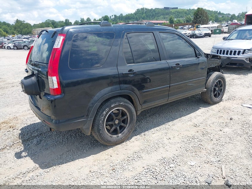 2005 Honda Cr-v VIN SHSRD78945U300214 IAAI salvage auction — NORMAL WEAR, Clear (North Carolina), sold $575 on 2026-07-31 (photo 4)