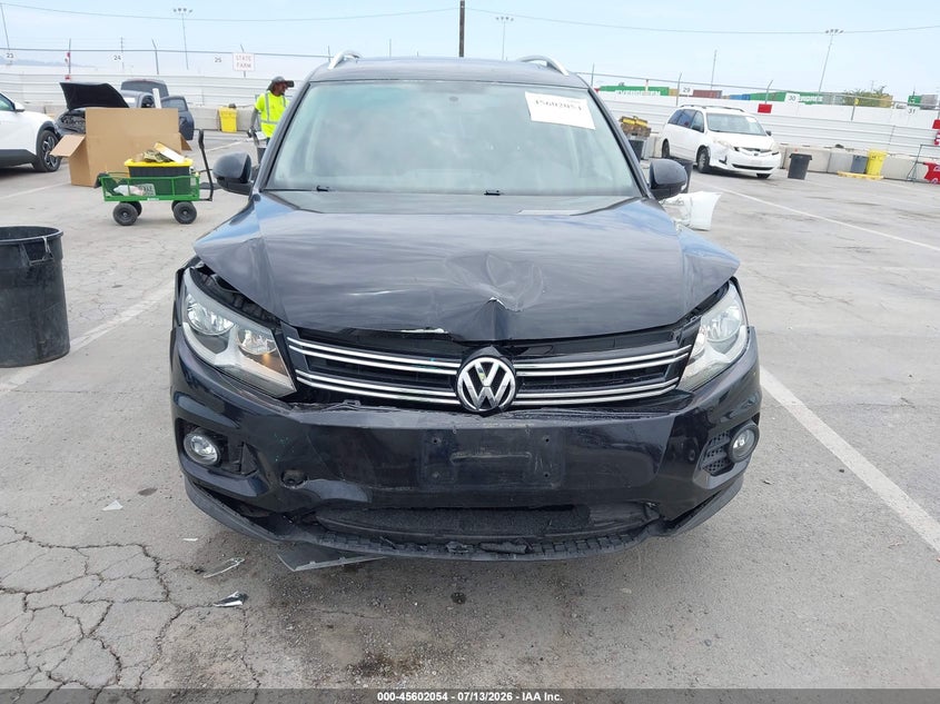 2013 Volkswagen Tiguan VIN WVGAV7AX3DW537177 IAAI salvage auction — FRONT END, Wait Title, sold $1,500 on 2026-08-12 (photo 6)