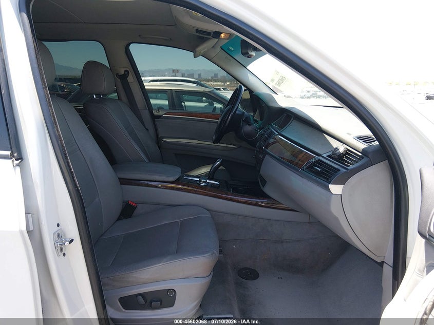 2007 BMW X5 VIN 5UXFE43587L017453 IAAI salvage auction — SIDE, Salvage (Arizona), sold $25 on 2026-07-31 (photo 5)