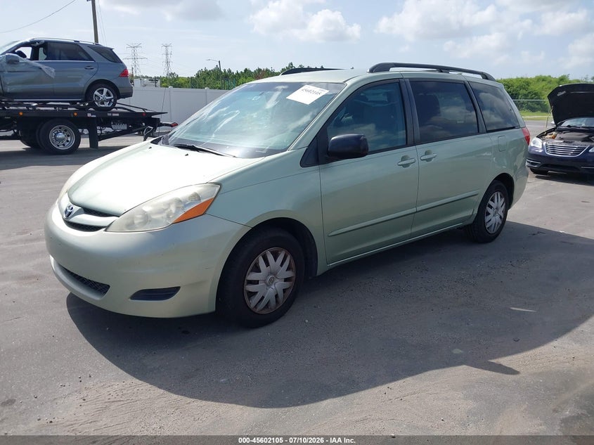 2009 Toyota Sienna VIN 5TDZK23C19S266866 IAAI salvage auction — NORMAL WEAR, Clear (Florida), sold $1,550 on 2026-07-13 (photo 2)