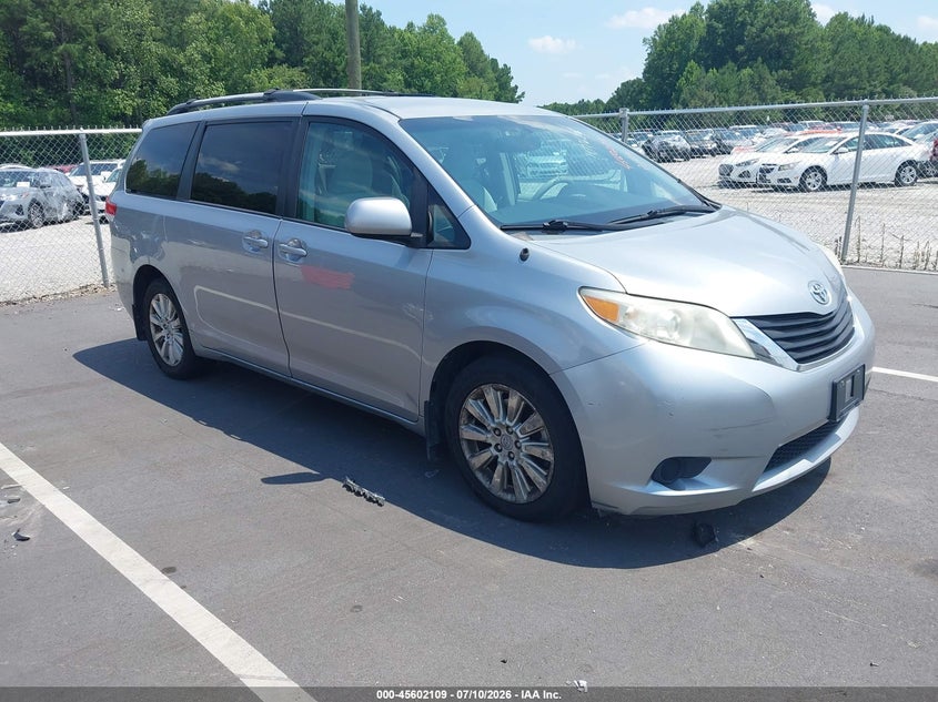 2011 Toyota Sienna VIN 5TDJK3DC8BS020842 IAAI salvage auction — NORMAL WEAR, Clear (North Carolina), sold $25 on 2026-07-22 (photo 1)