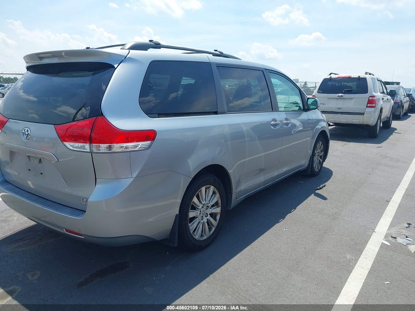 2011 Toyota Sienna VIN 5TDJK3DC8BS020842 IAAI salvage auction — NORMAL WEAR, Clear (North Carolina), sold $25 on 2026-07-22 (photo 4)