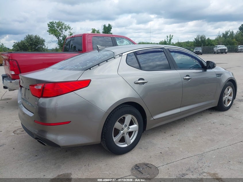 2015 Kia Optima VIN 5XXGM4A76FG407639 IAAI salvage auction — NORMAL WEAR, Salvage Title, sold $25 on 2026-07-21 (photo 4)
