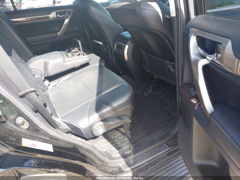 2016 Lexus Gx VIN JTJBM7FX8G5144268 IAAI salvage auction — REAR END, Wait Title, sold $15,775 on 2026-08-29 (photo 8)